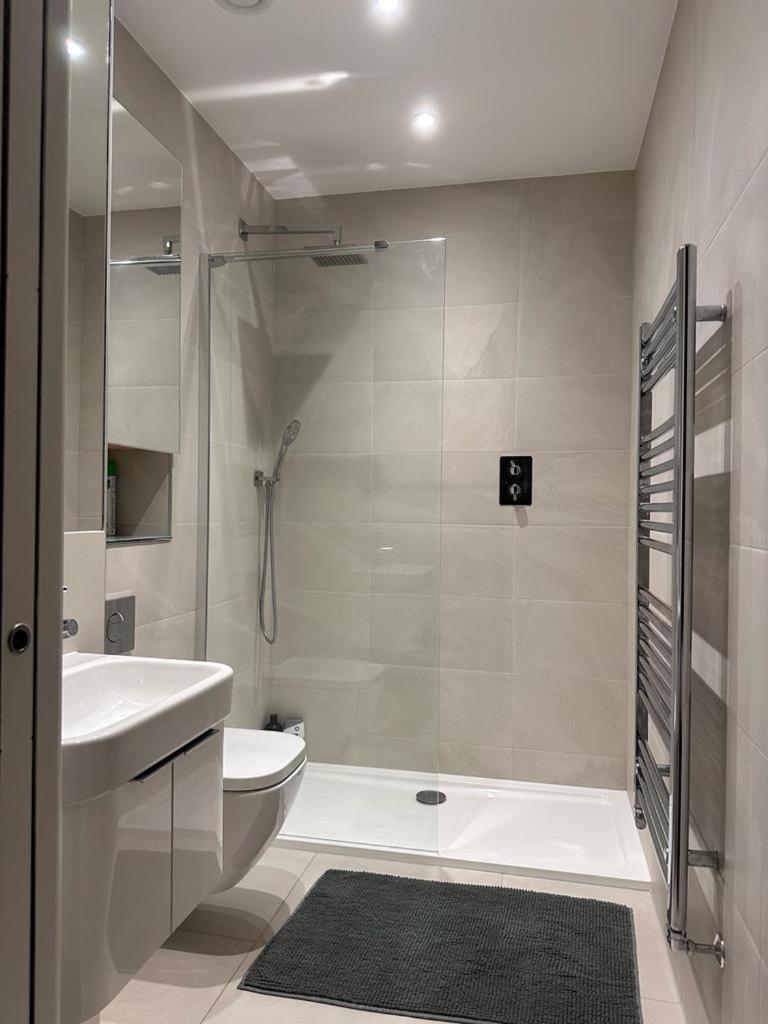 Black Frairs Apartments London Bagian luar foto